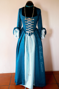 Aurelia Creative barockes Larp Ballkleid in Blau fertiges Outfit