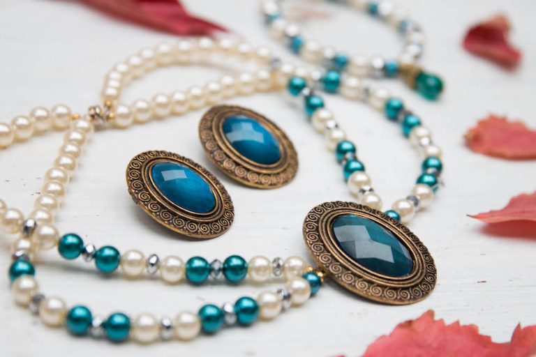 Funkelndes Blau – Neues Schmuckset